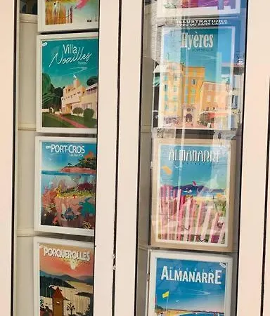 Cosy Avec Deux Velos Coeur De * イエール