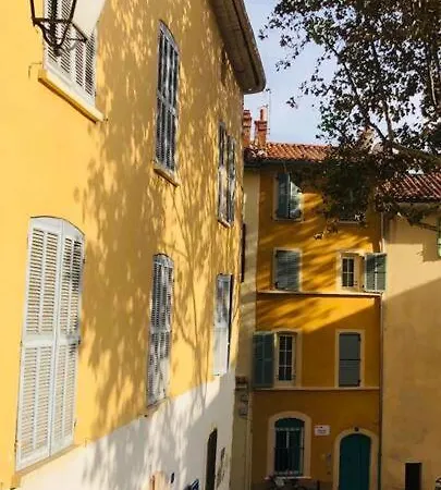 Apartamento Cosy Avec Deux Velos Coeur De Hyères